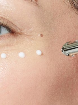 como eliminar rugas e papos nos olhos