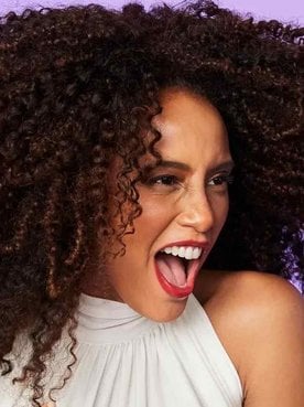 Como é feito o teste de elasticidade do cabelo | L’Oréal Paris