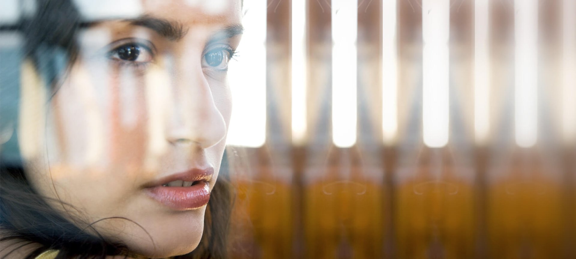 serum-para-rosto-a-pocao-magica-a-adicionar-a-sua-rotina-de-cuidado-da-pele-hero