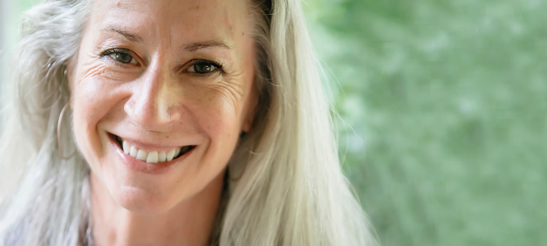 continue-com-uma-pele-flexivel-e-resplandecente-mesmo-com-a-menopausa-hero