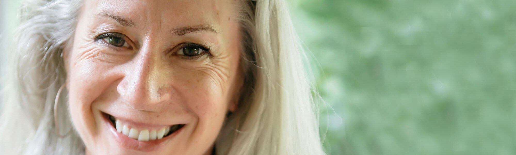 continue-com-uma-pele-flexivel-e-resplandecente-mesmo-com-a-menopausa-hero