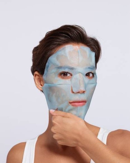máscara facial com ácido hialurónico revitalift filler como usar passo 2